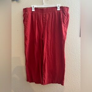 Old Navy Red Capris
